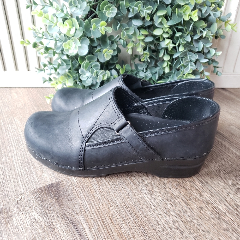 Dansko Pita Black Oiled Leather Clogs Women's EU 38 US 7.5-8 Made In Poland